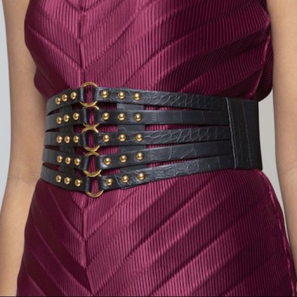 Last one! Black Cage faux leather wide Belt gold hardware - Picture 7 of 8